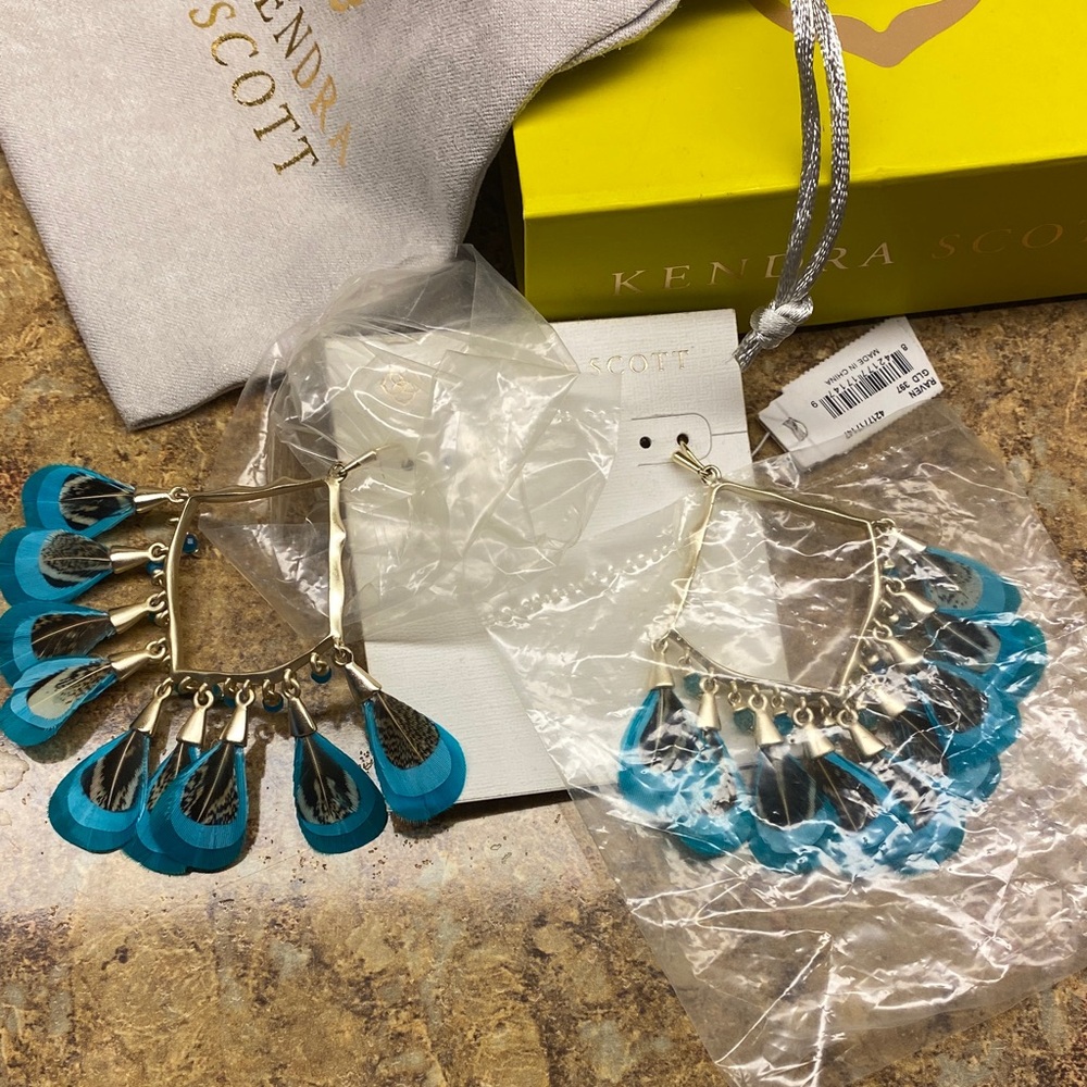 Kendra Scott Gold and Teal feather Drop Earrings